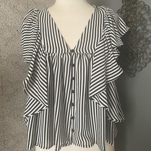 Design Lab v-neck sleeveless blouse